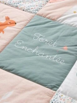 Tapis De Sol Patchwork FORET ENCHANTEE Rose / Multicolore - Vertbaudet 11 Tapis De Sol Patchwork FORET ENCHANTEE Rose / Multicolore - Vertbaudet -Meubles pour enfants Boutique tapis de sol patchwork foret enchantee 3